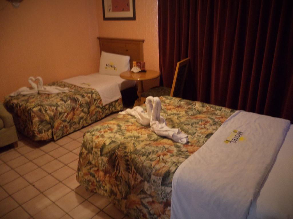 Hotel Diaz ติฮัวนา ห้อง รูปภาพ