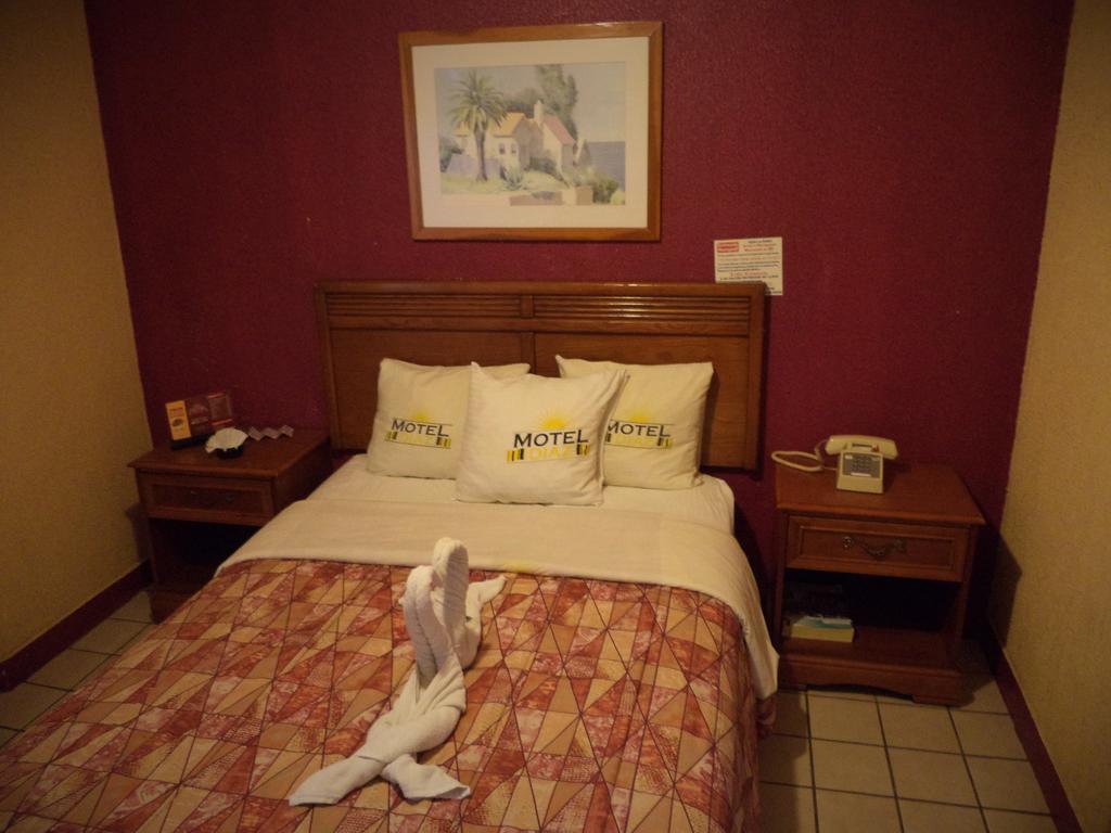 Hotel Diaz ติฮัวนา ภายนอก รูปภาพ