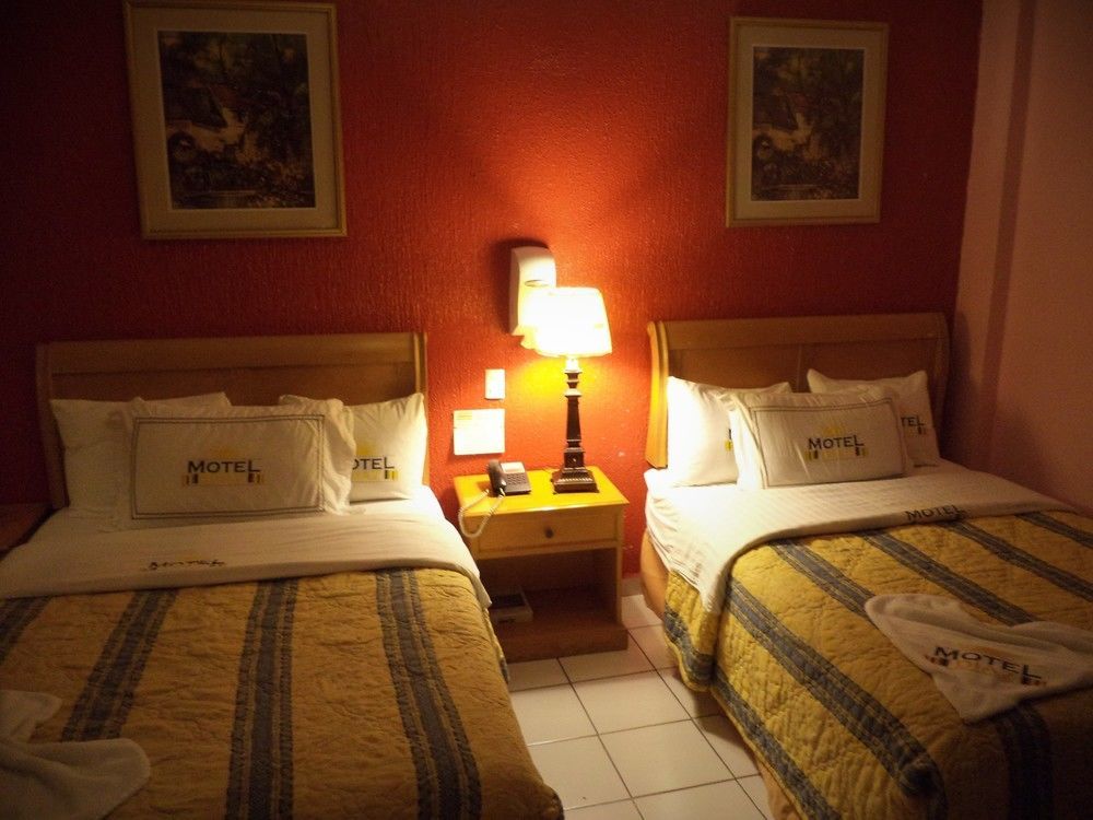 Hotel Diaz ติฮัวนา ภายนอก รูปภาพ